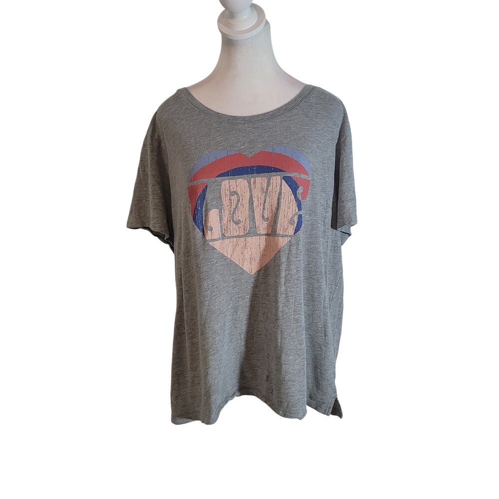 C&C California Size 2x	Women's T-Shirt Love Heart Gray Inclusive‎ Minimalist